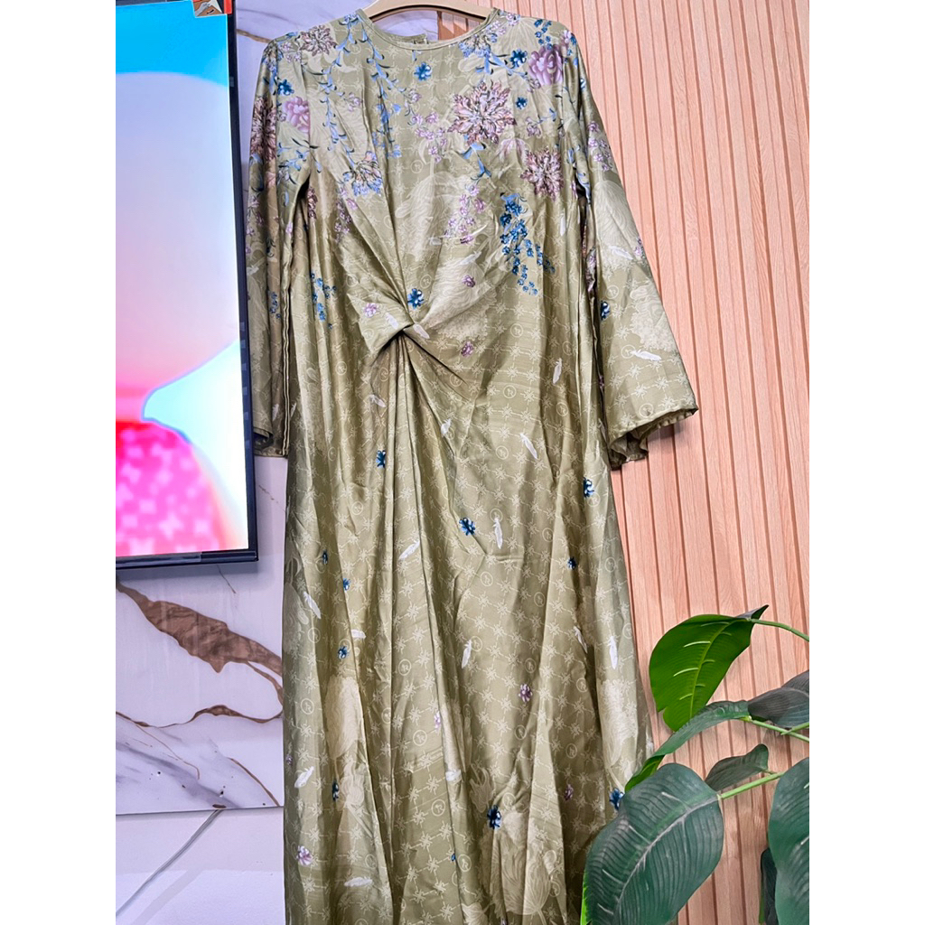 Ria Miranda dress bukan benang jarum/buttonscarves