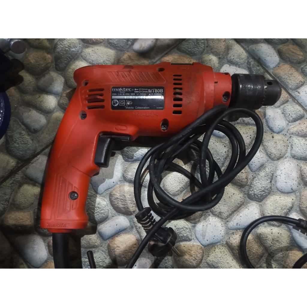 Bor maktec 13mm bekas