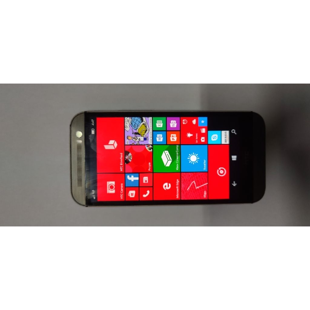 HTC M8 Windows Phone agak ngadat