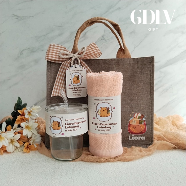 hampers souvenir bayi 1 bulan tema capybara dengan custom foto