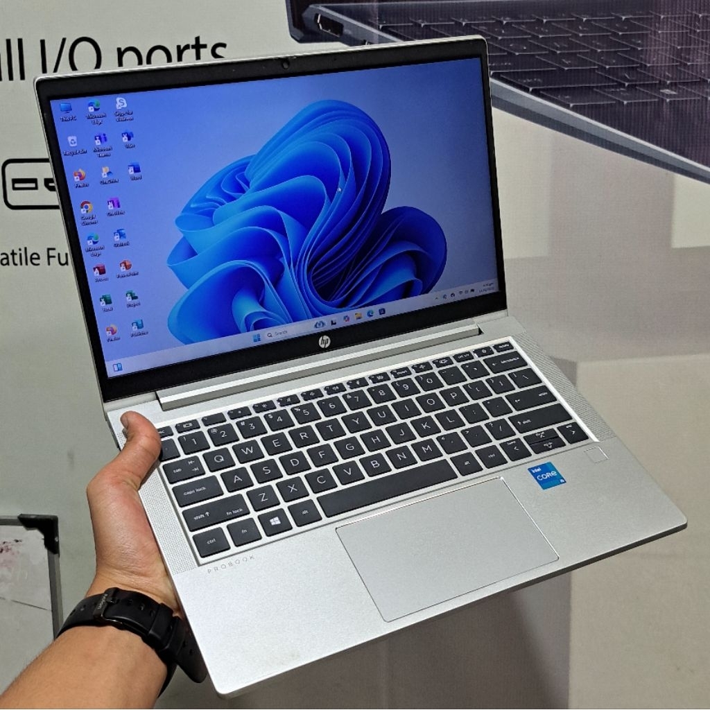 Hp probook 430 G8 intel core i5-1135G7 RAM 8GB SSD 256GB