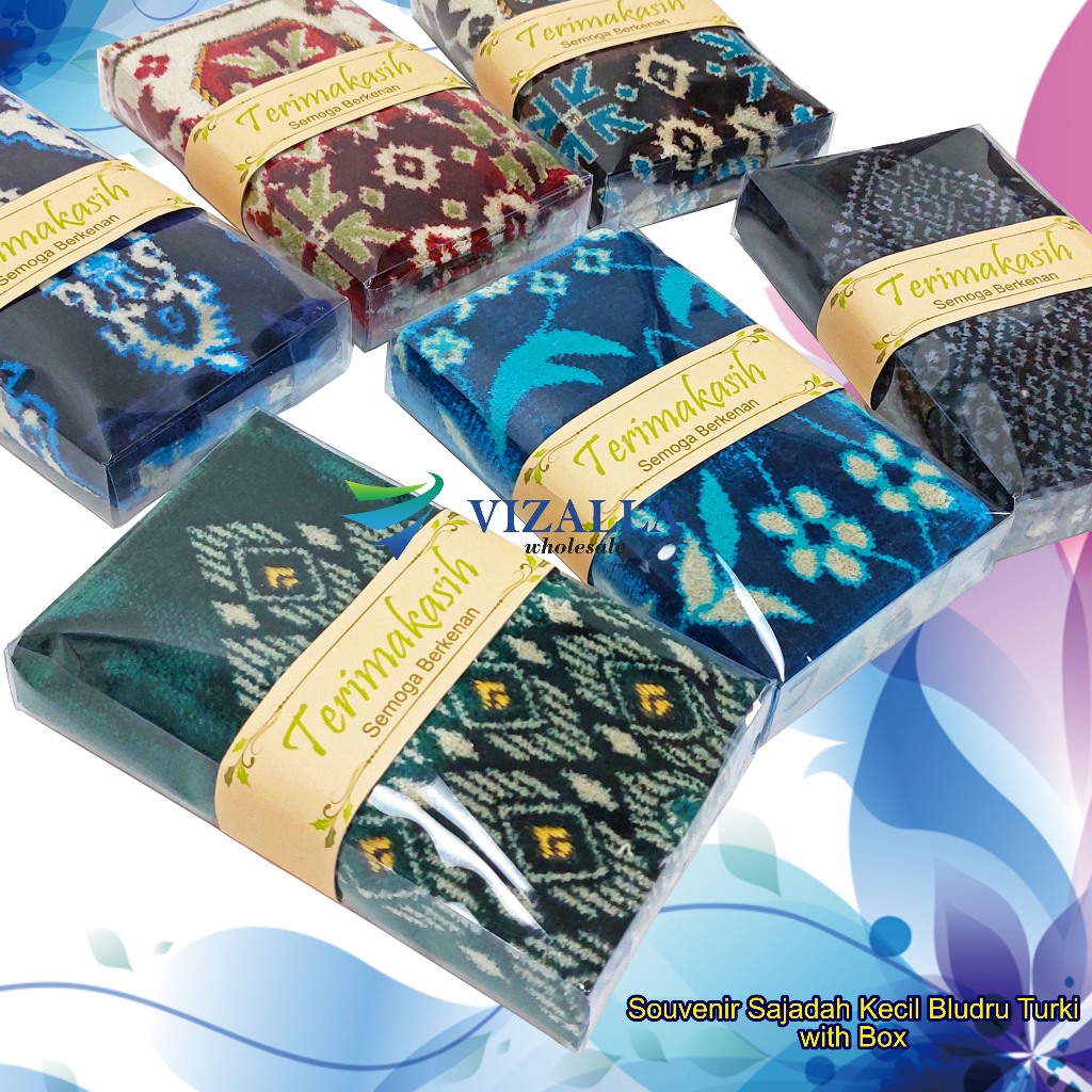 PAKET PRAKTIS Souvenir Sajadah Kecil Beludru Turki with BOX/ Karishma/ Souvenir Haji Umroh
