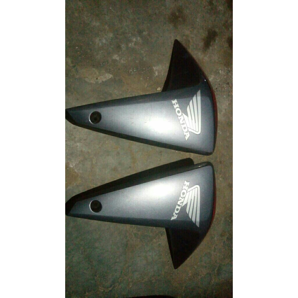 sayap tangki megapro mono