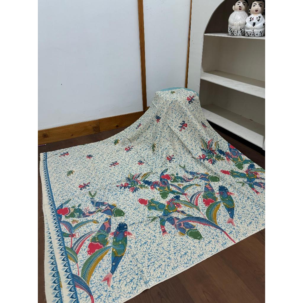 Kain Batik SOLO motif ikan koi