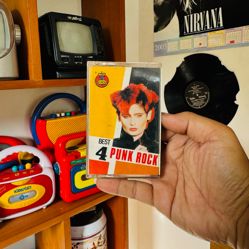 Kaset Pita / Tape / Walkman Best 4 Punk Rock Original 100% Berfungsi / Tested Indonesia Luar Campur