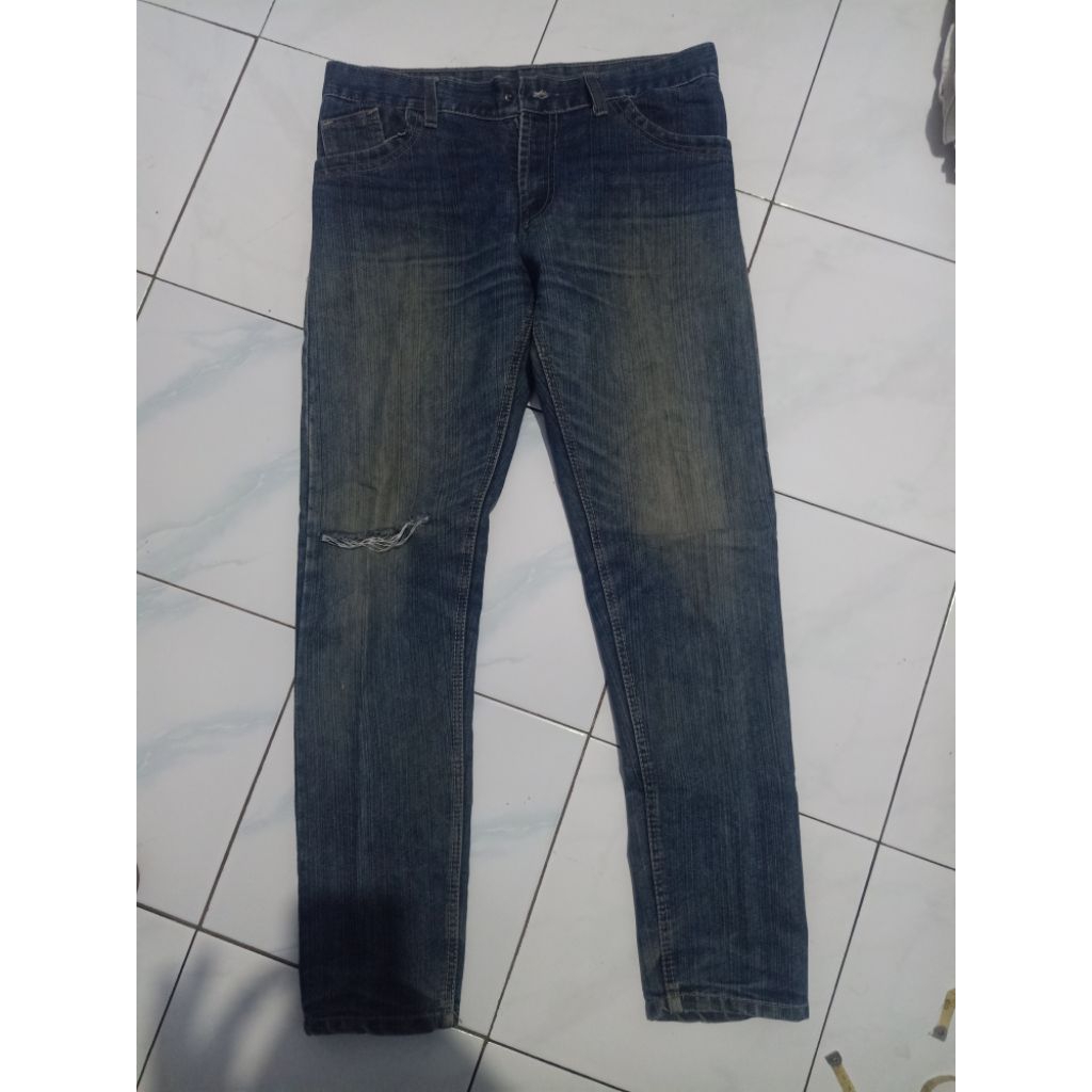 Celana Jeans Ripped Aerosmith SZ 32