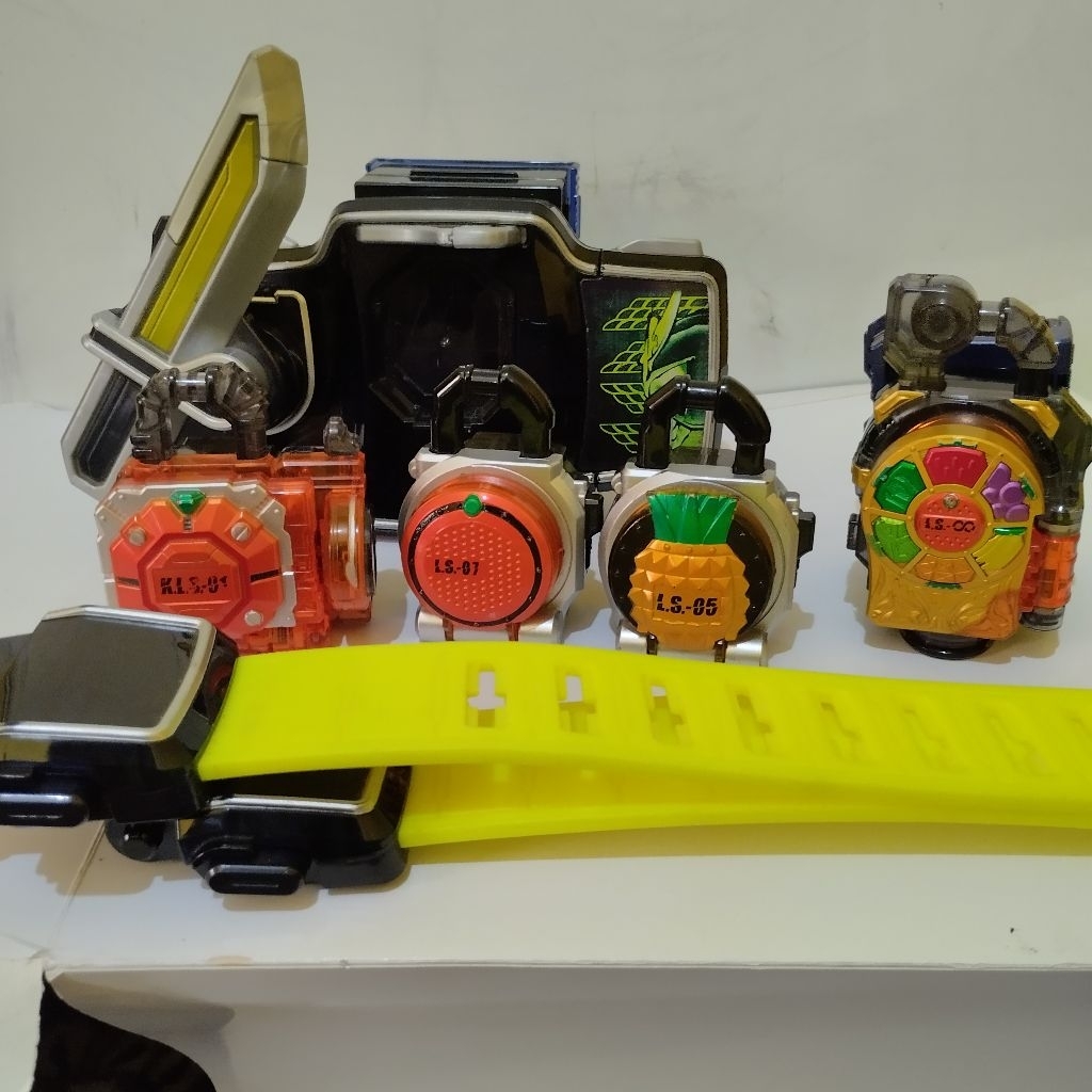 DX KAMEN RIDER GAIM SENGOKU DRIVER SET