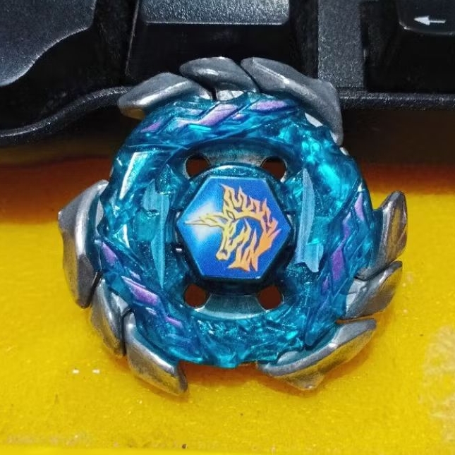 metal fight beyblade 4D (metal fury) blitz unicorno original takara tomy