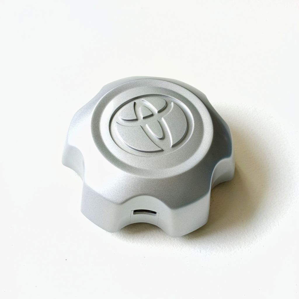 dop roda tutup velg toyota Hilux 2011-2015 original (42603-0K050)