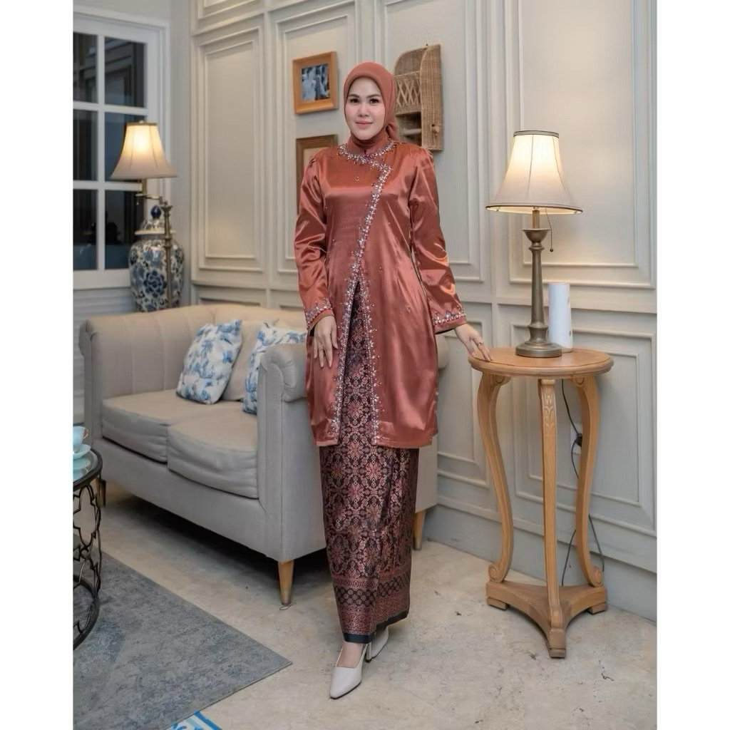 JANGGAN POLOS // TUNIK PESTA // KEBAYA PESTA // KEBAYA MODERN // KEBAYA WISUDA