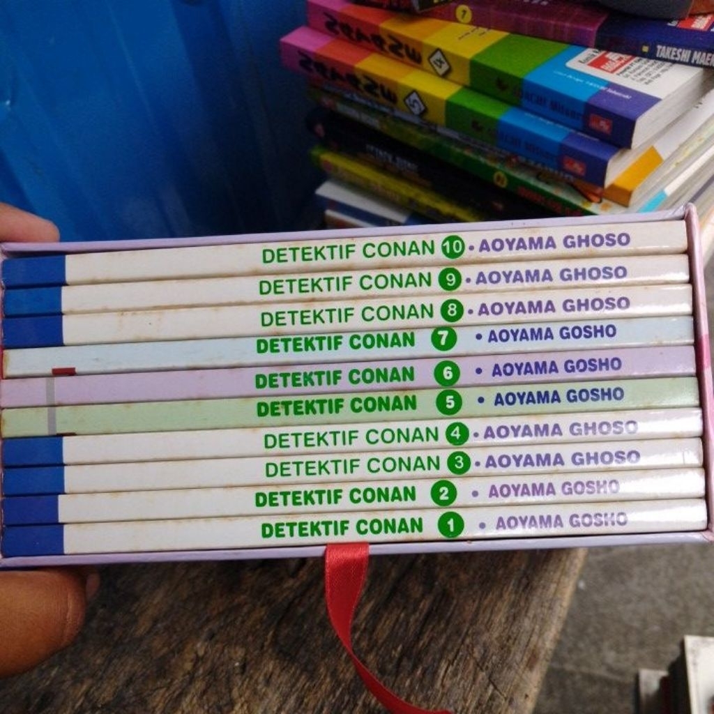Komik detektif Conan box vol 1-10