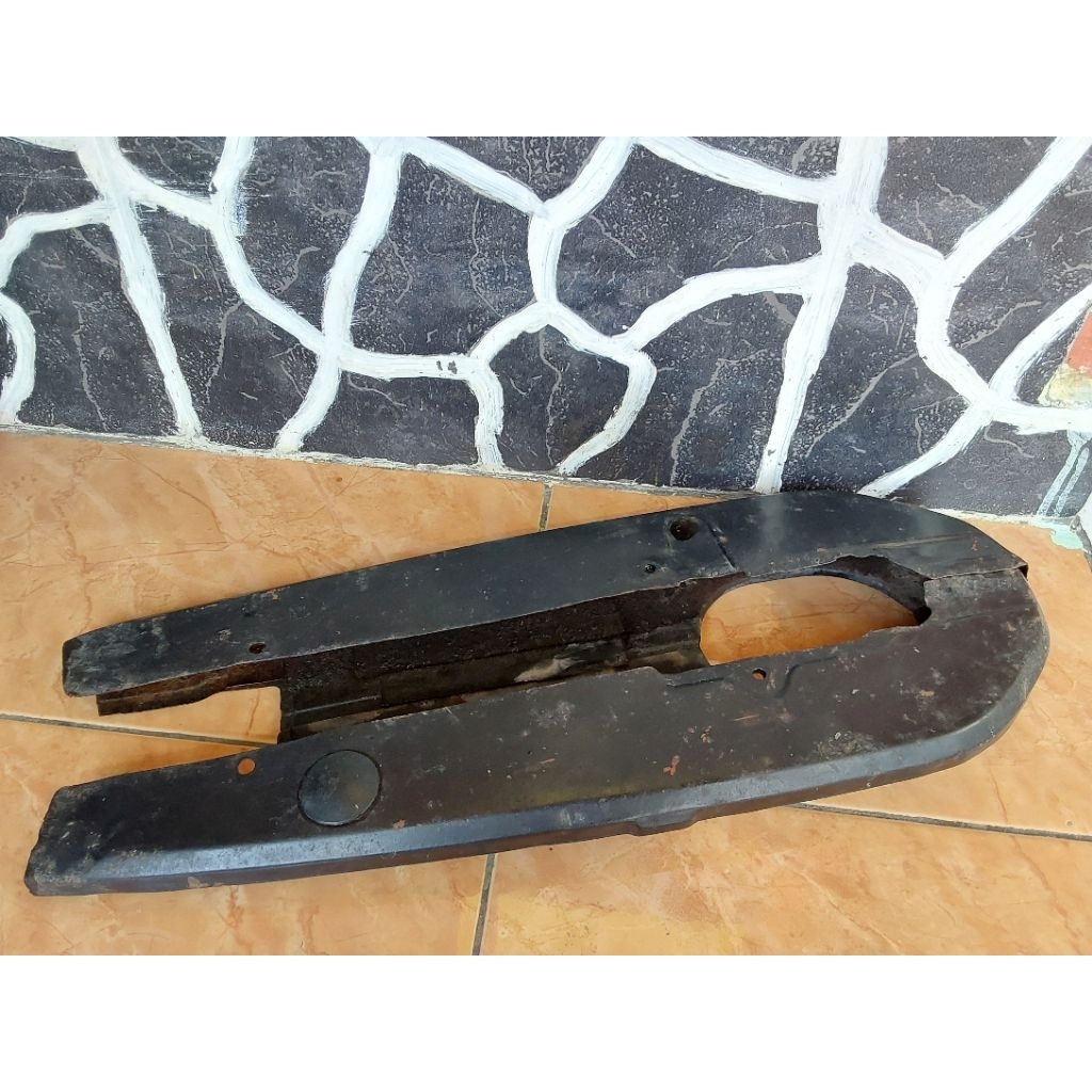 Katengkas Tutup rantai Suzuki Rc100 Bravo Ori