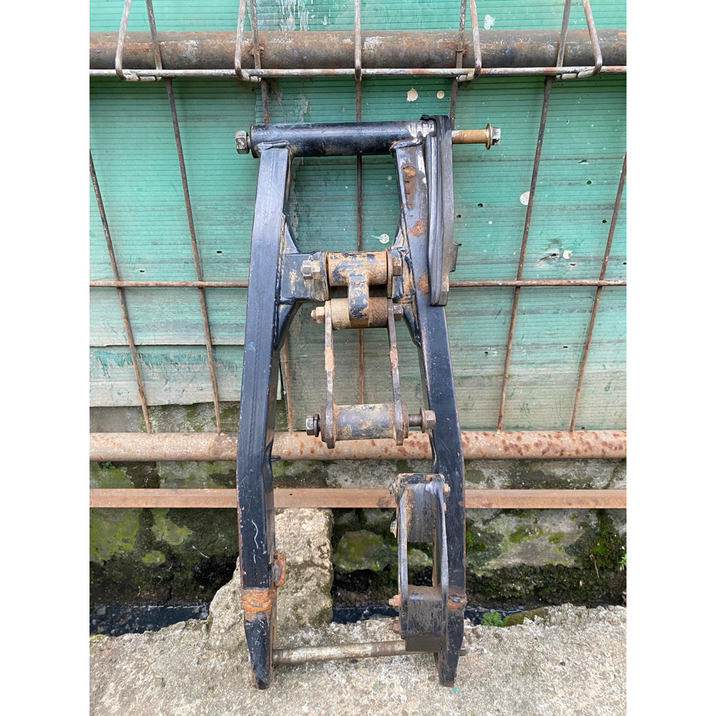 arm klx ori unitrack pnp ring 21-18 sudah di pnjangin bekas klx