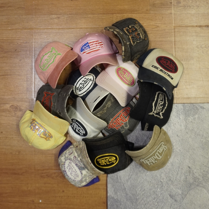 8. TOPI VONDUTCH BUCKET VONDUTCH