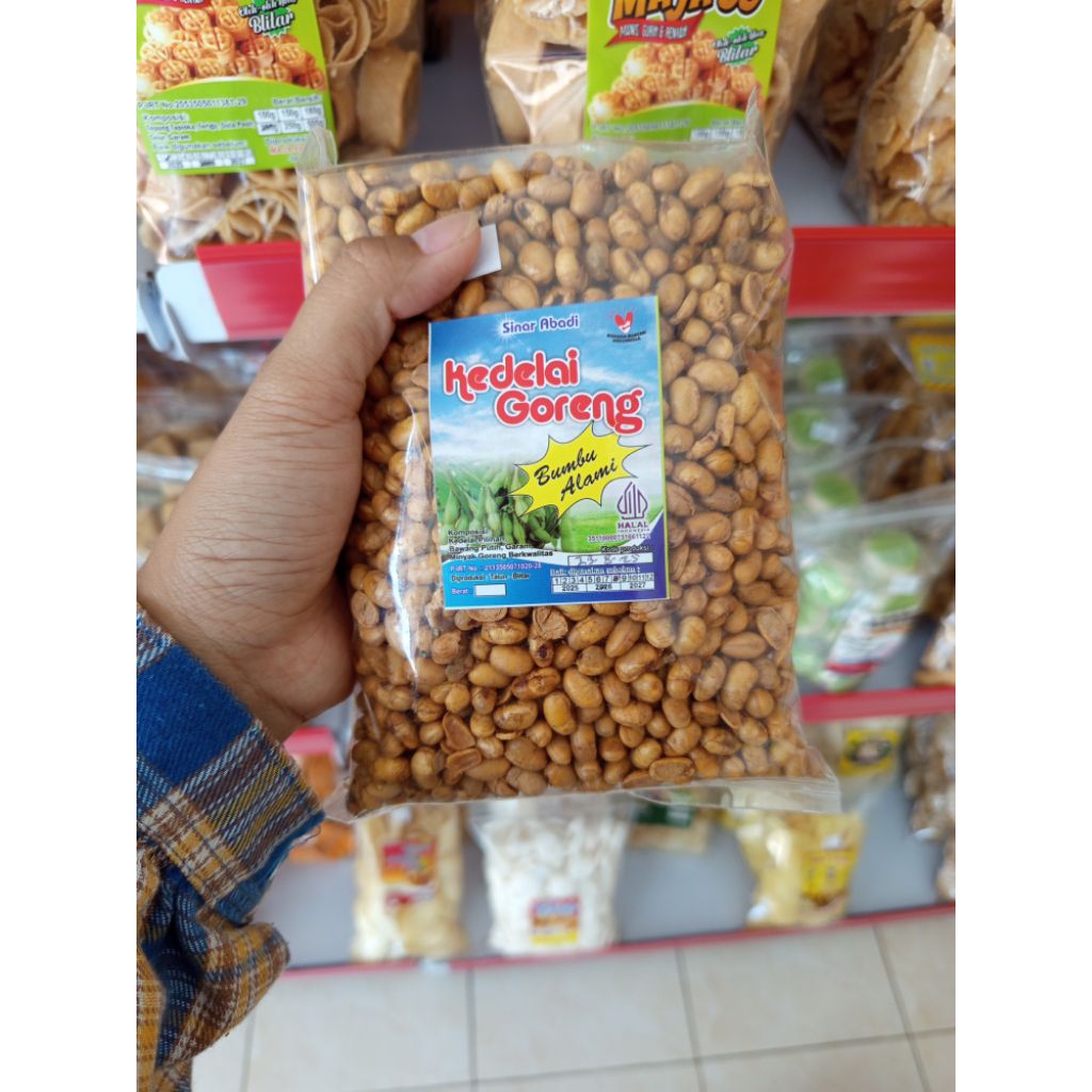 Oleh oleh Khas Blitar Kedelai Goreng Cap Sinar Abadi