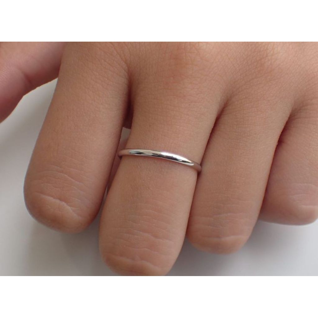 Cincin wanita polos