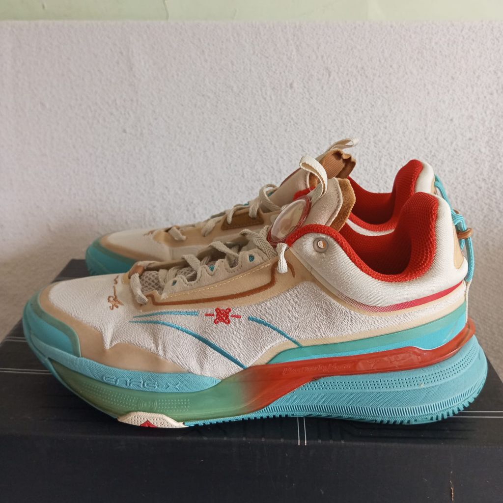 Preloved sepatu basket 361 DVD1