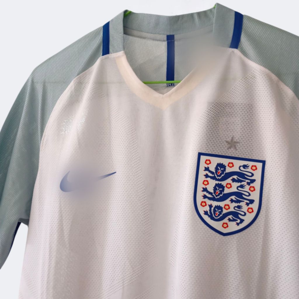 Inggris Home 2016 Player Issue