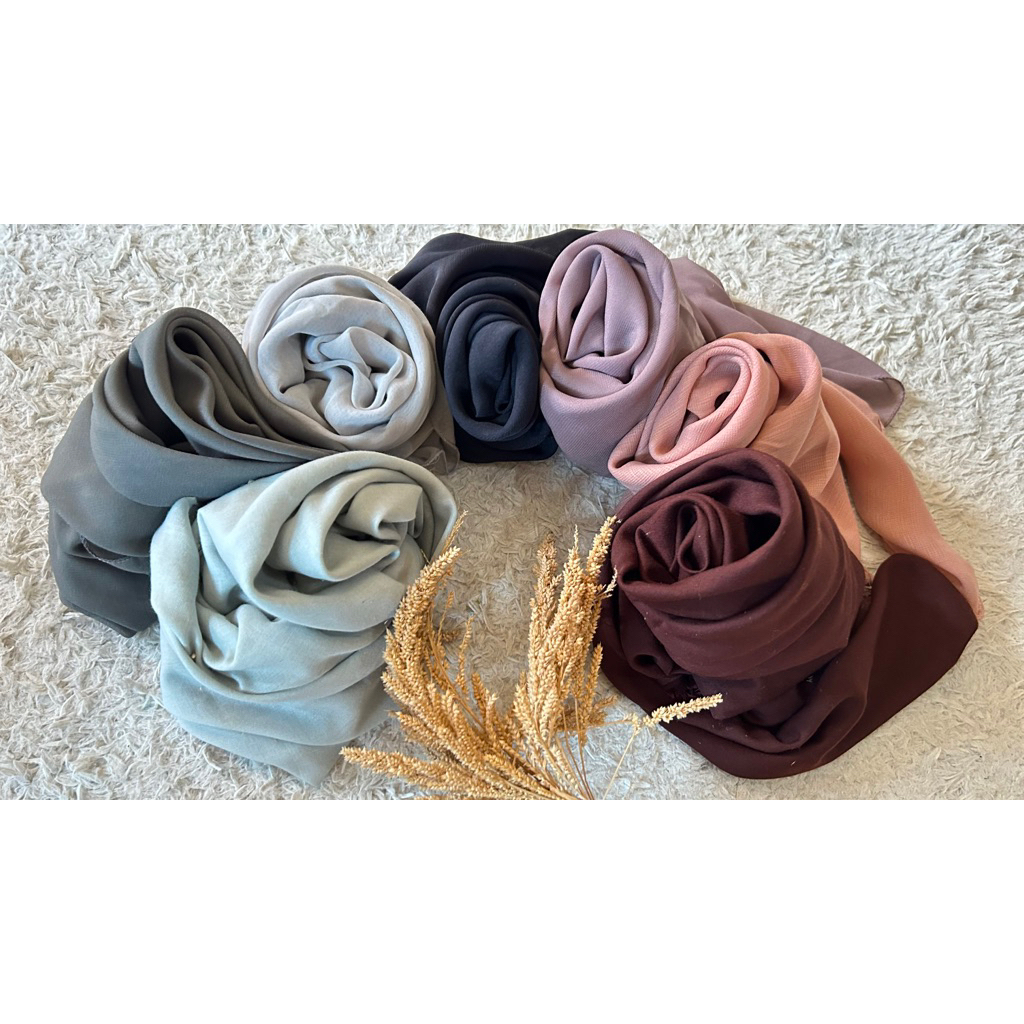 HIJAB SEGIEMPAT PARIS JADUL VARISHA ORI BEST SELLER Jilbab Segi empat paris jadul varisha ORI