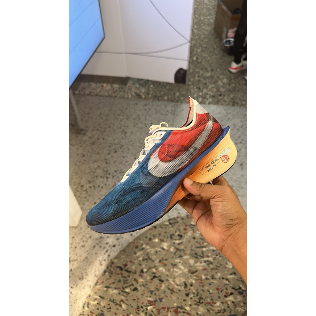 Nike Vaporfly 4 Pre Montreal Limited
