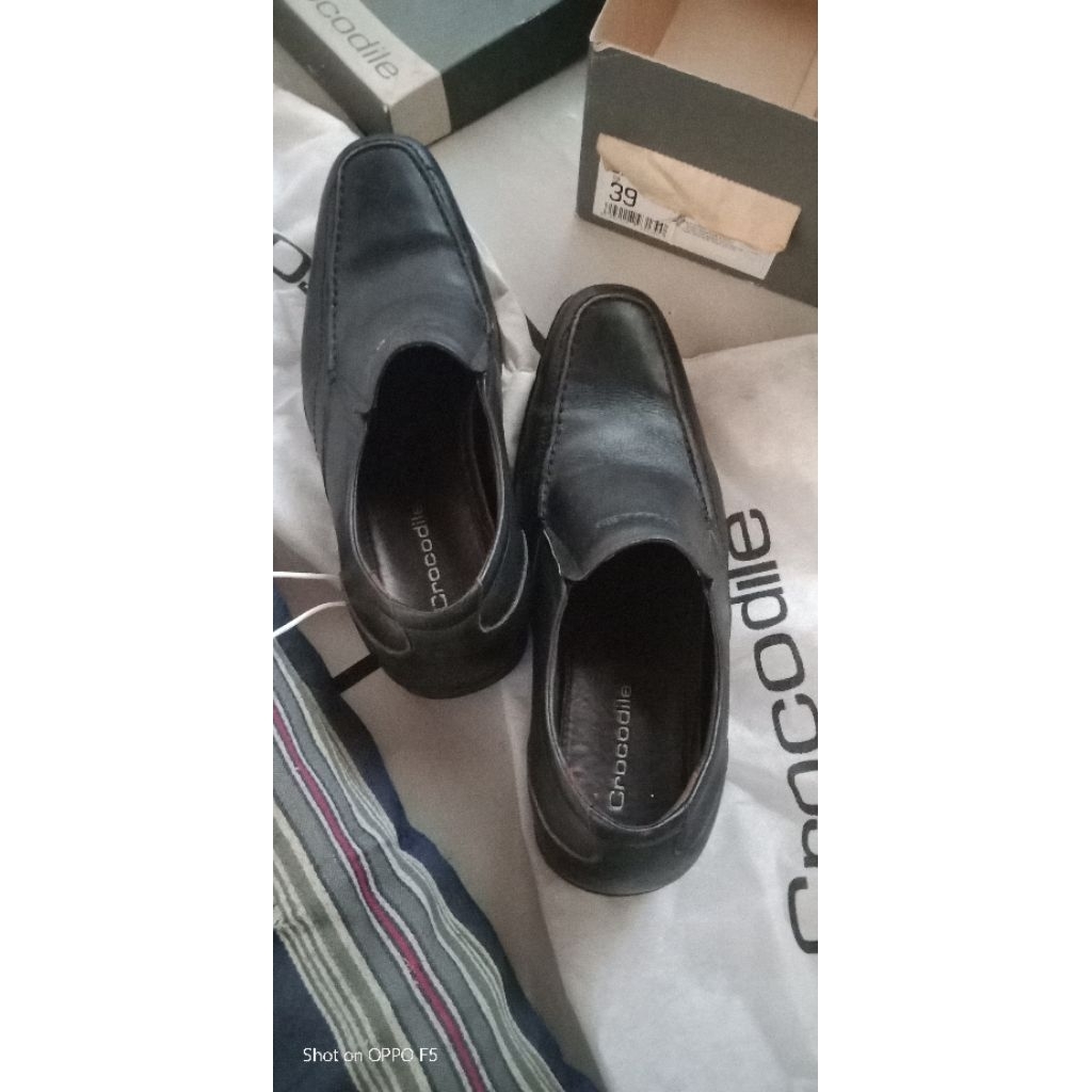sepatu crocodile original second