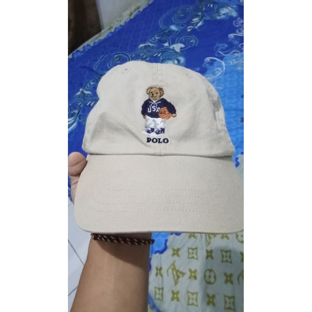 topi polo bear
