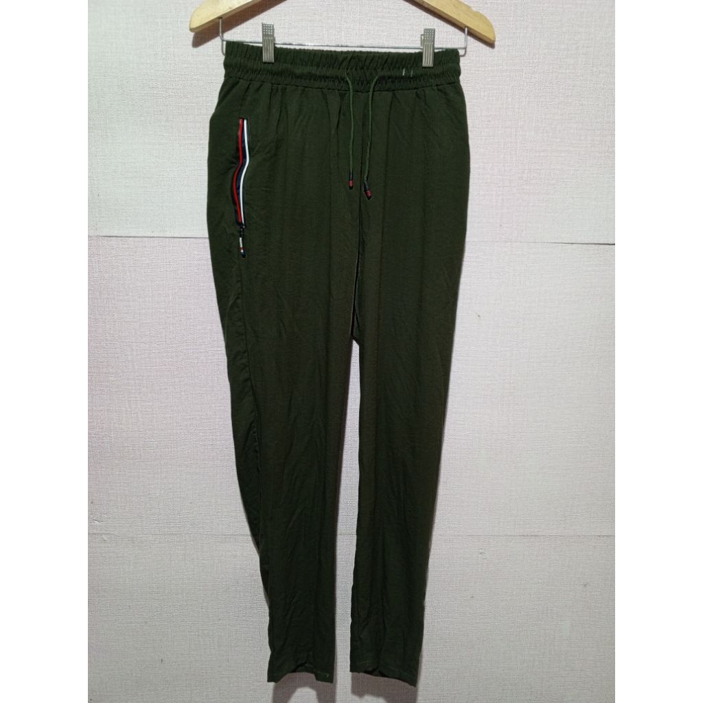 Celana panjang running formal fashion size M fit L second
