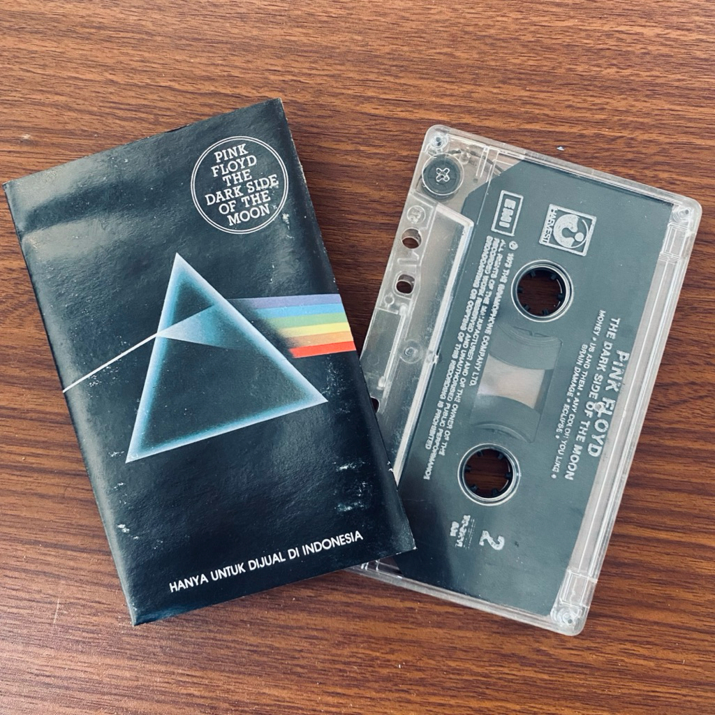 KASET PITA PINK FLOYD THE DARK SIDE OF THE MOON
