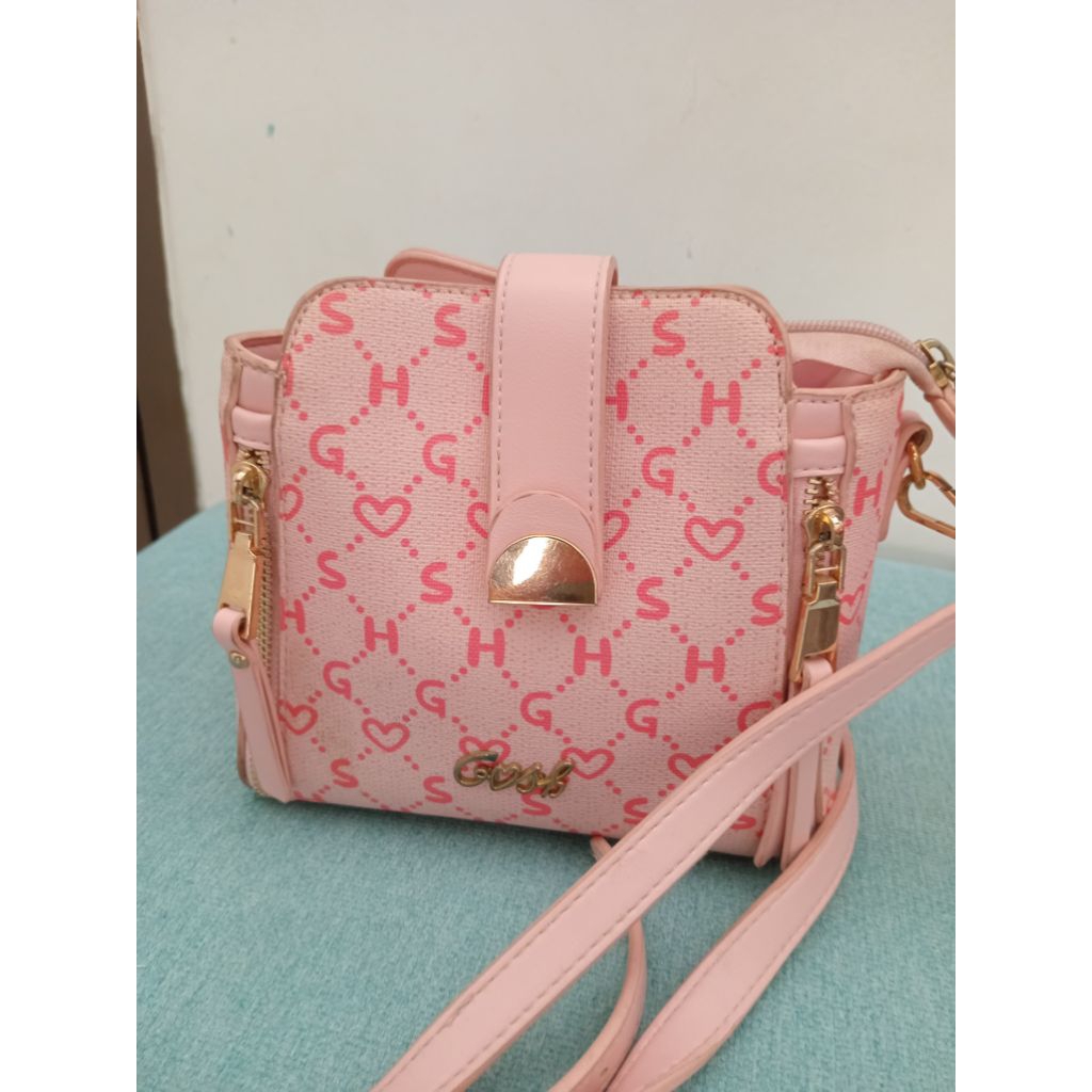 Preloved, Tas Gosh selempang,Pink
