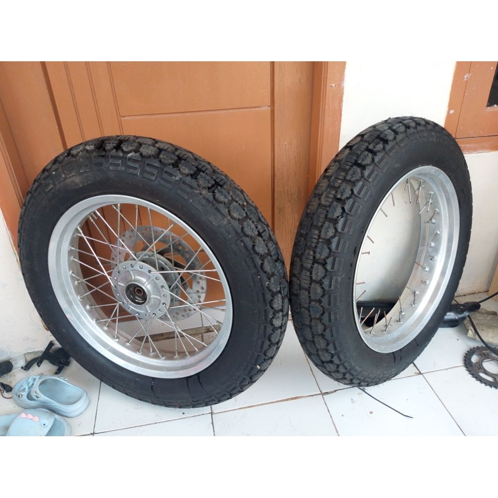 Velg pelk Velk Wheelset R18 Tapak Lebar Ban Wiro 212 Buat Custom Modifikasi Japstyle Bratstyle Boobe