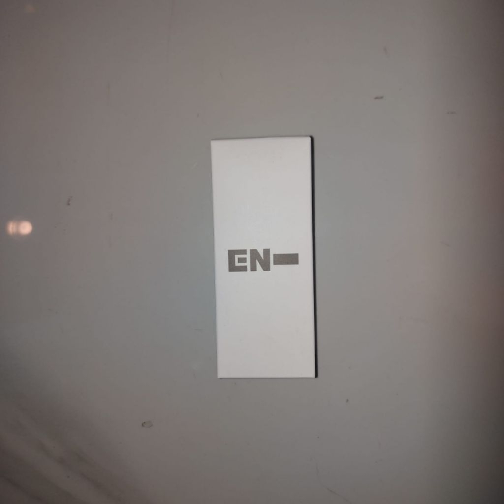 [READY STOCK] OFFICIAL LIGHTSTICK KEYRING ENHYPEN SEALED
