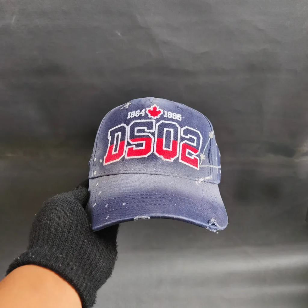 Topi Ripped Cap Unisex Pria Wanita DSQUARED Biru Washed