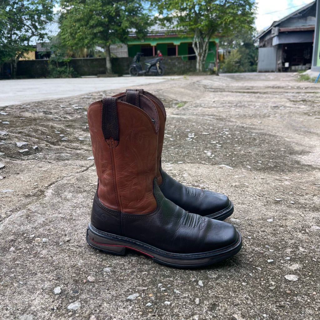 wolverine cowboys boots