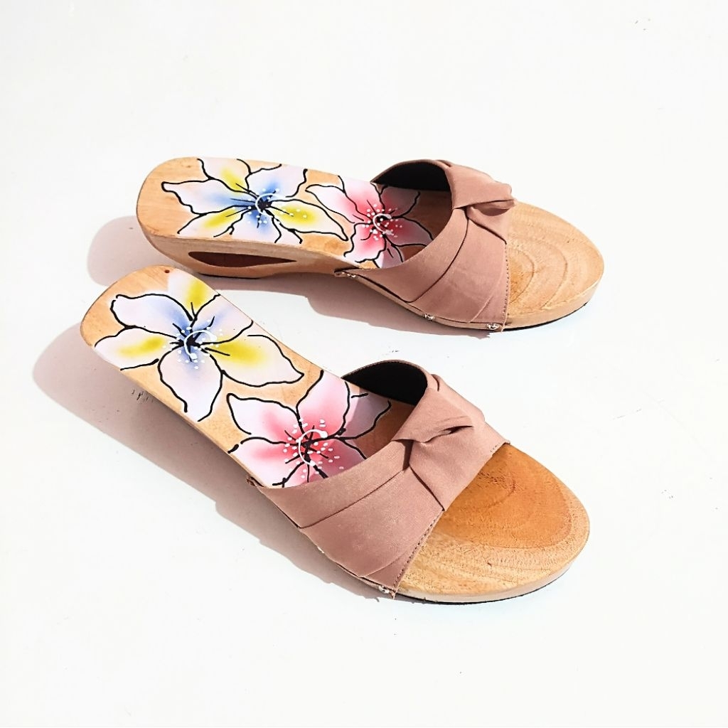 sandal wedges wanita kayu natural 5cm airbrush / sandal kelom geulis wedges / wedges sandal / wedges