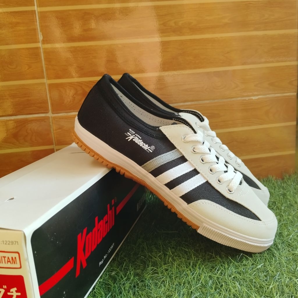 Sepatu Sneakers Casual Sport Kodachi 8112 Hitam Original Pria Wanita Size 37-43
