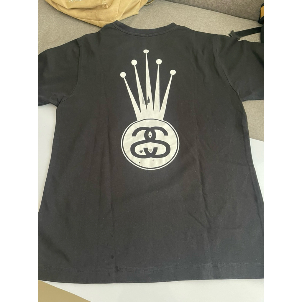 2 kaos preloved stussy dan skechers