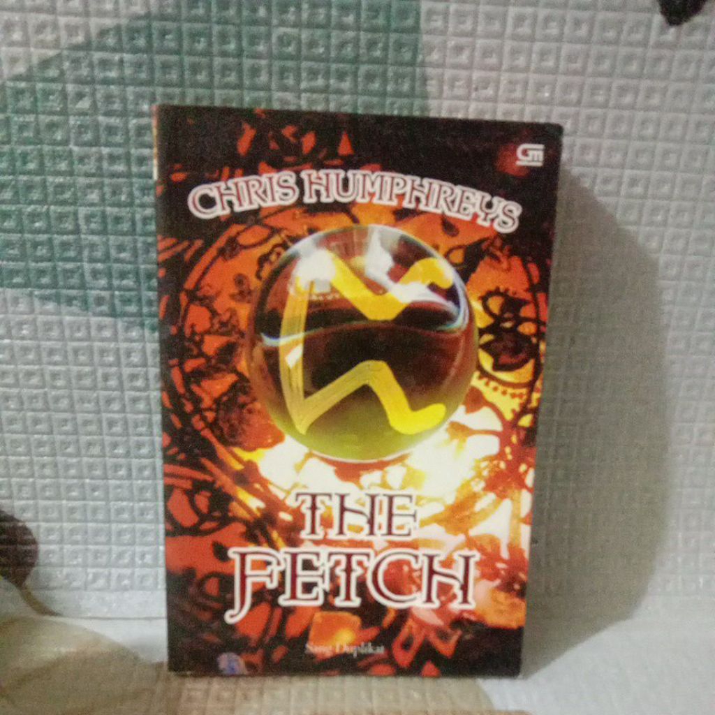NOVEL THE FETCH- CHRIS HUMPHREYS-original