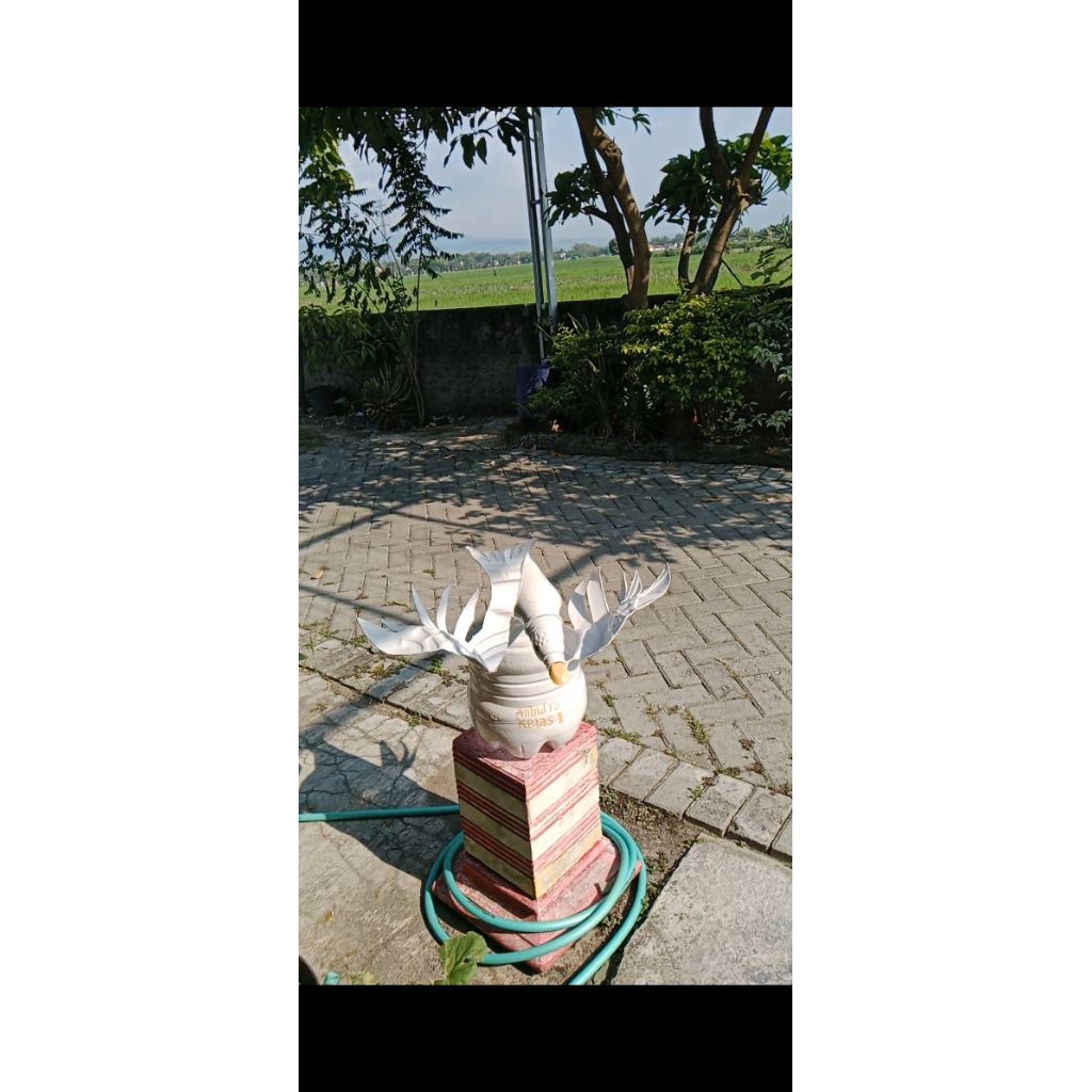 pot karakter pot galon angsa pot lucu