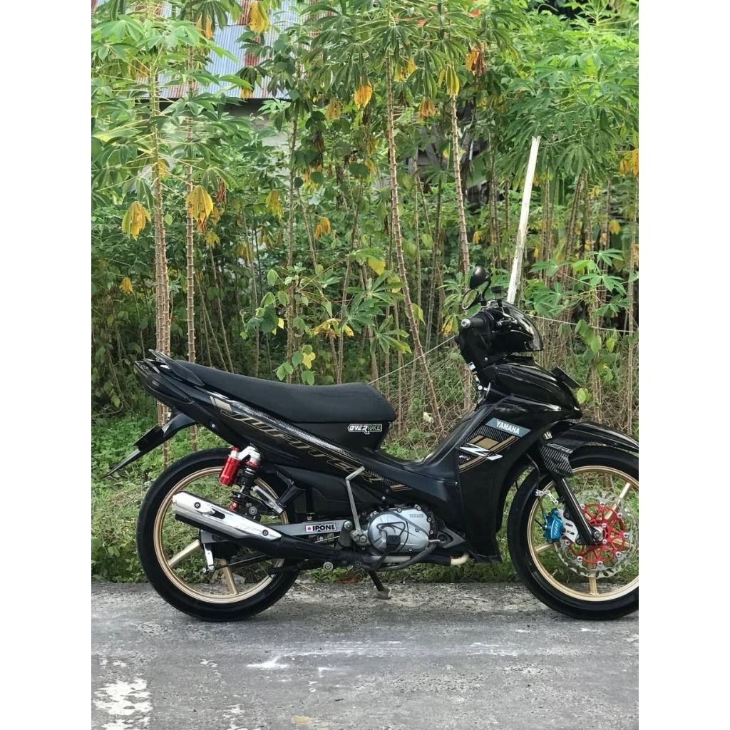 Striping lis sticker standar ori yamaha Jupiter Z1 2023 2024 hitam lis gold stiker jupiter z1 hitam 