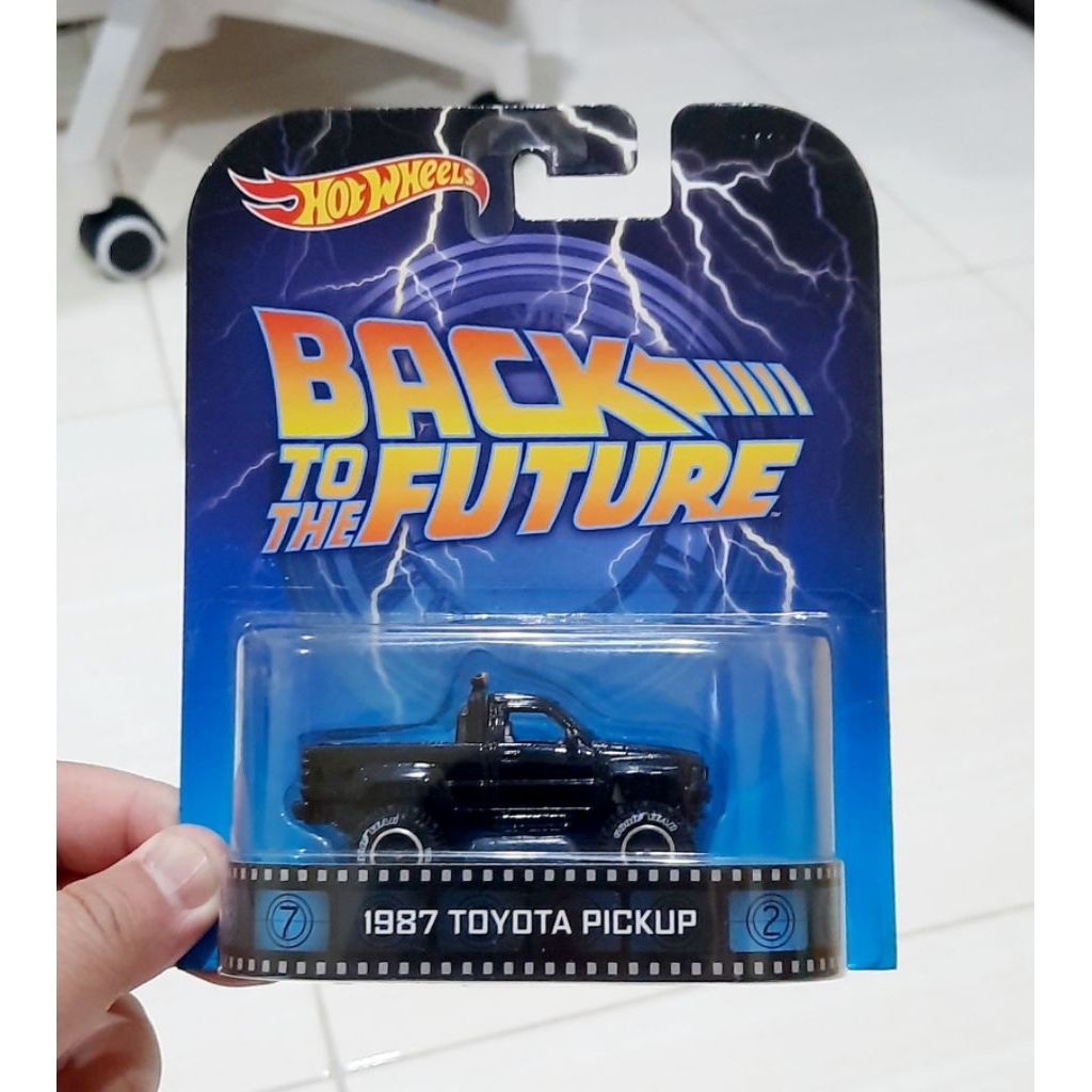 HOT WHEELS BACK TO THE FUTURE 1987 TOYOTA PICKUP
