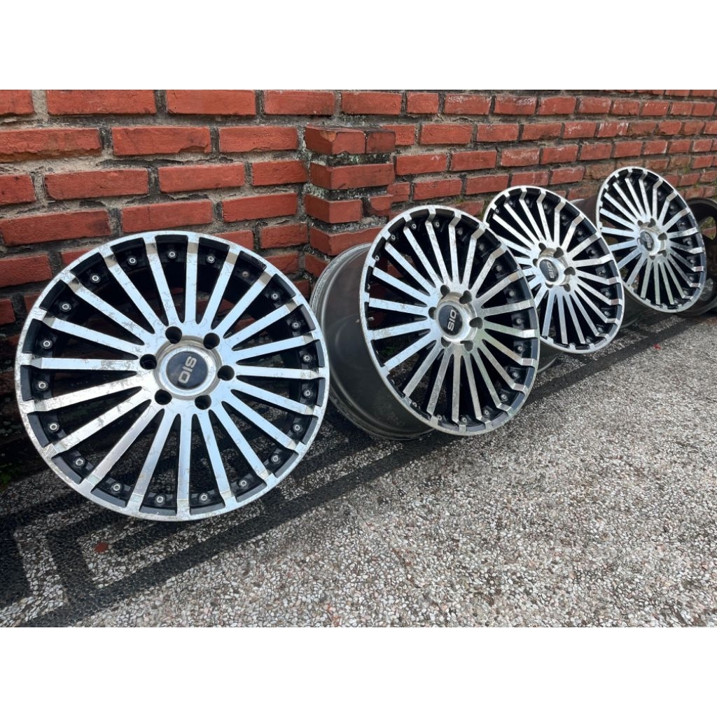 velg racing r20 bekas pemakaian Fortuner harga untuk 4 pcs