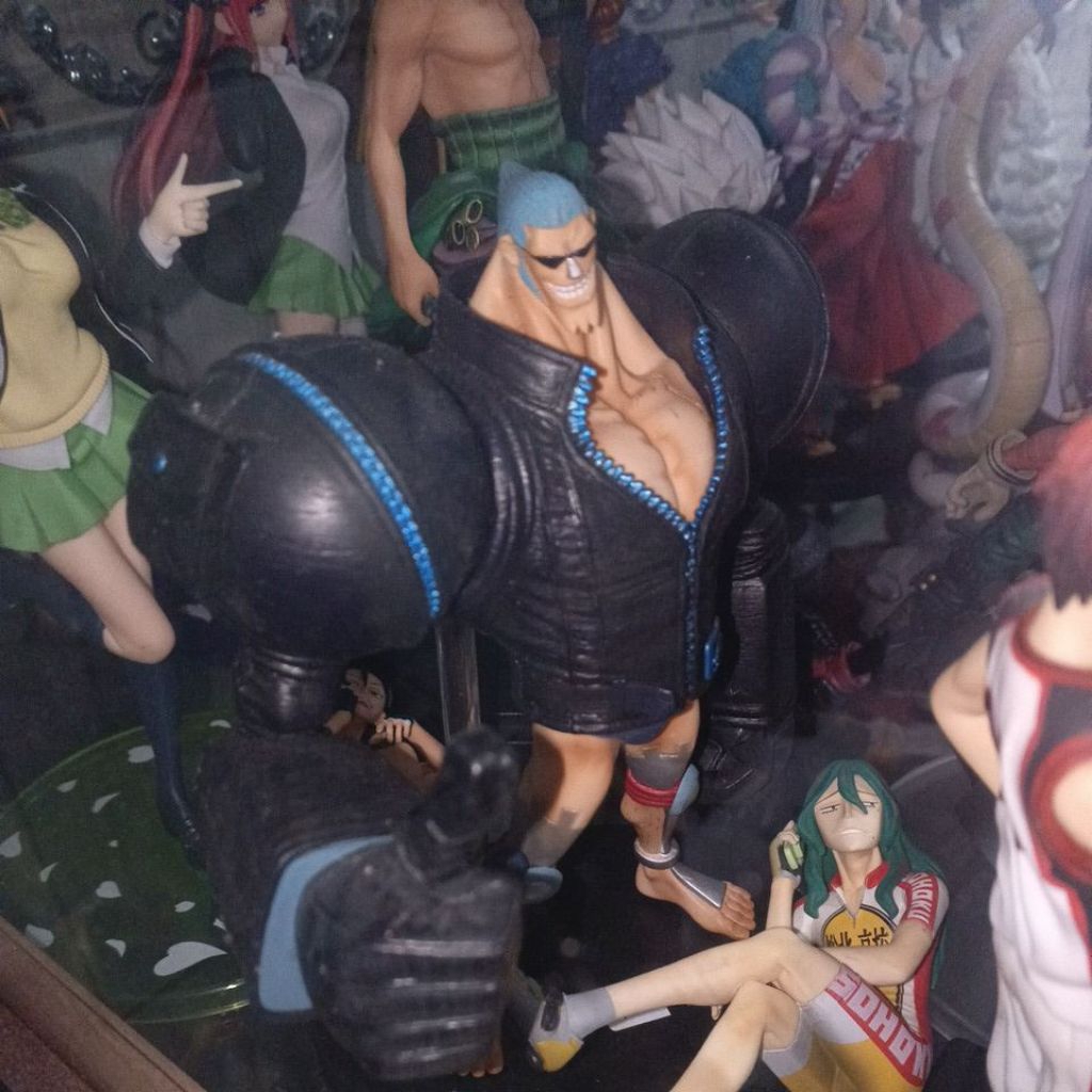 Dxf Franky gold one piece figure