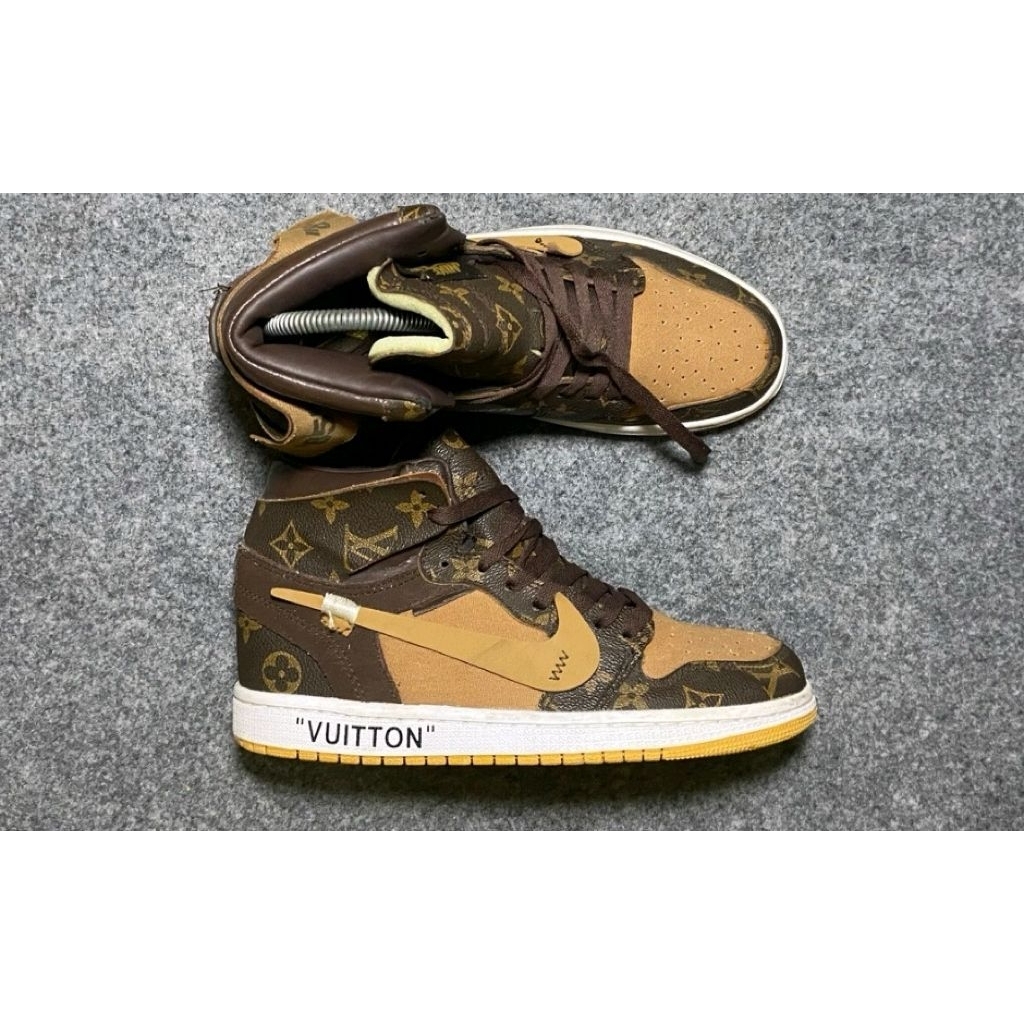 Spatu Air Jordan x off white Louis Vuitton