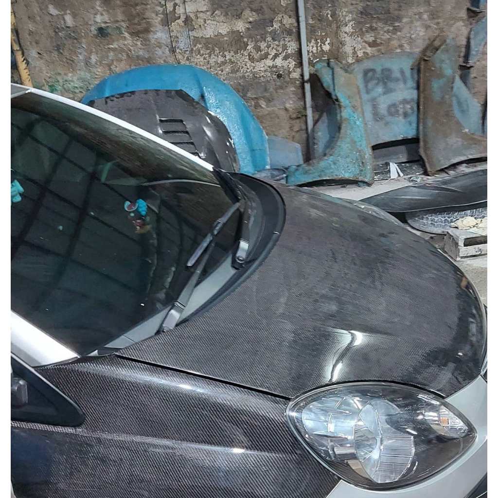 Kap mesin honda brio old carbon kevlar