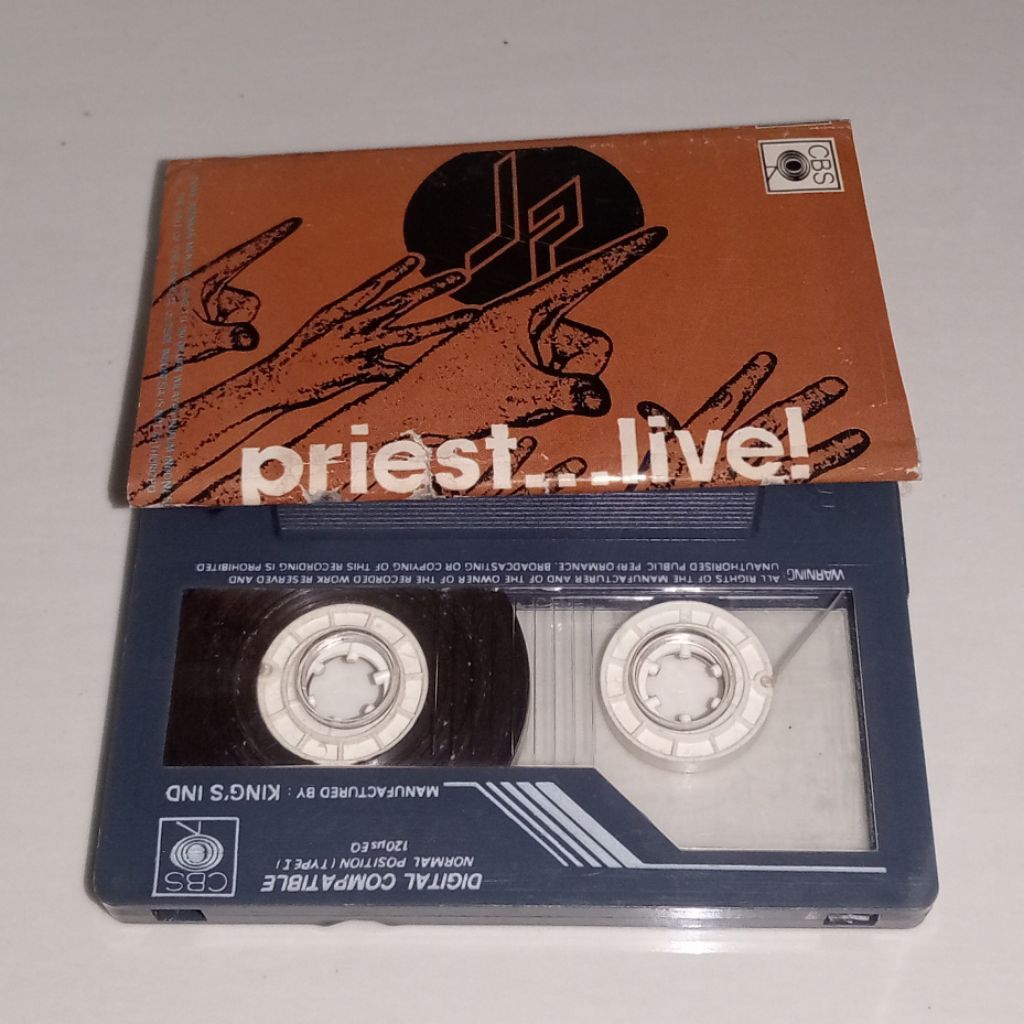 Kaset Judas Priest - Priest... Live