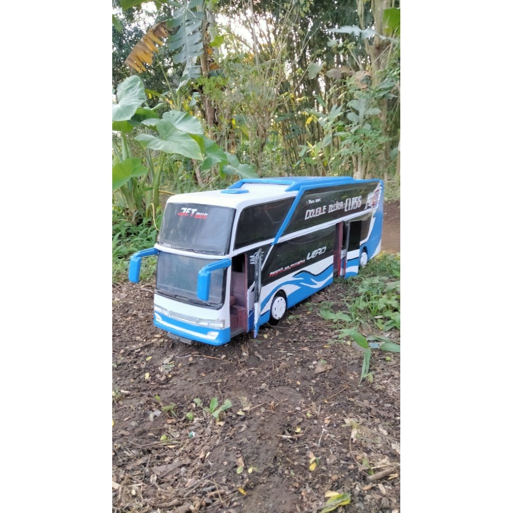 Miniatur bus double Decker