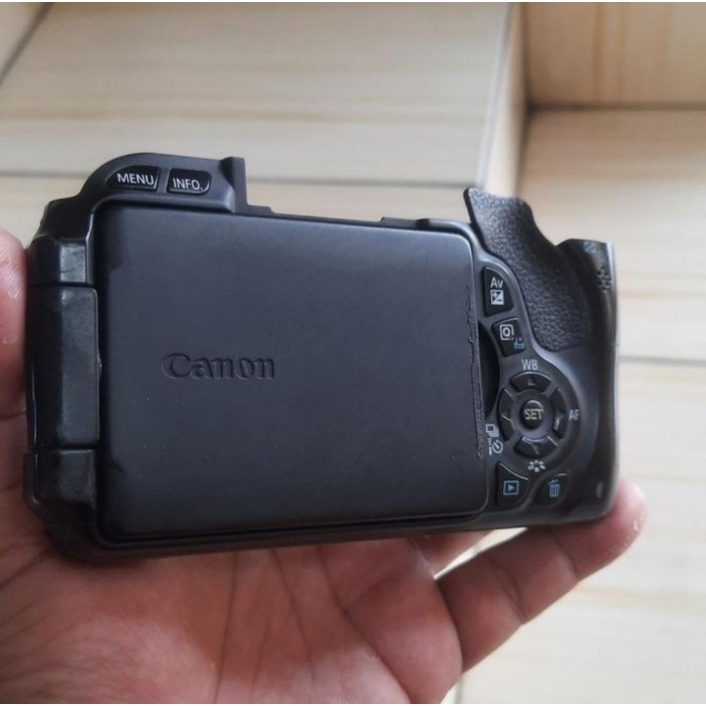 back cover 600D + lcd