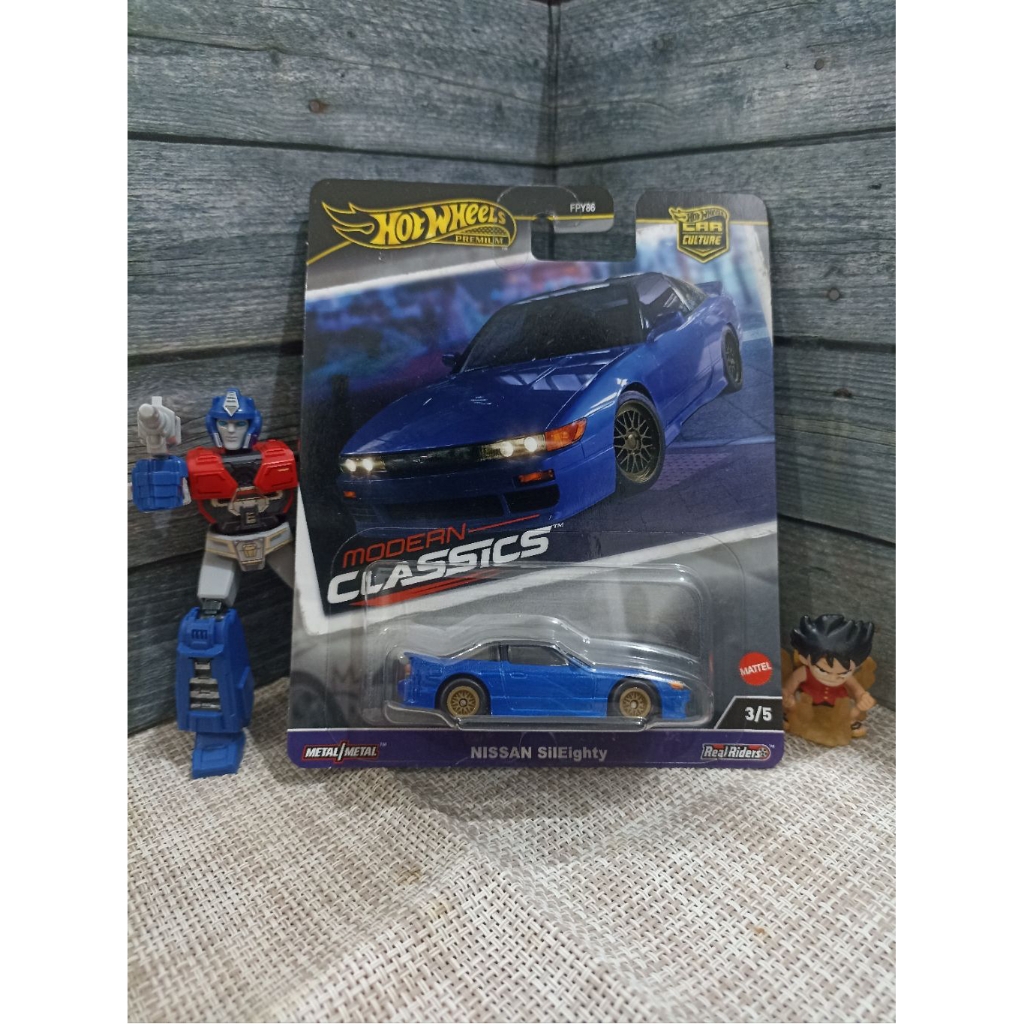 Hot Wheels Premium Modern Classic Nissan SilEighty
