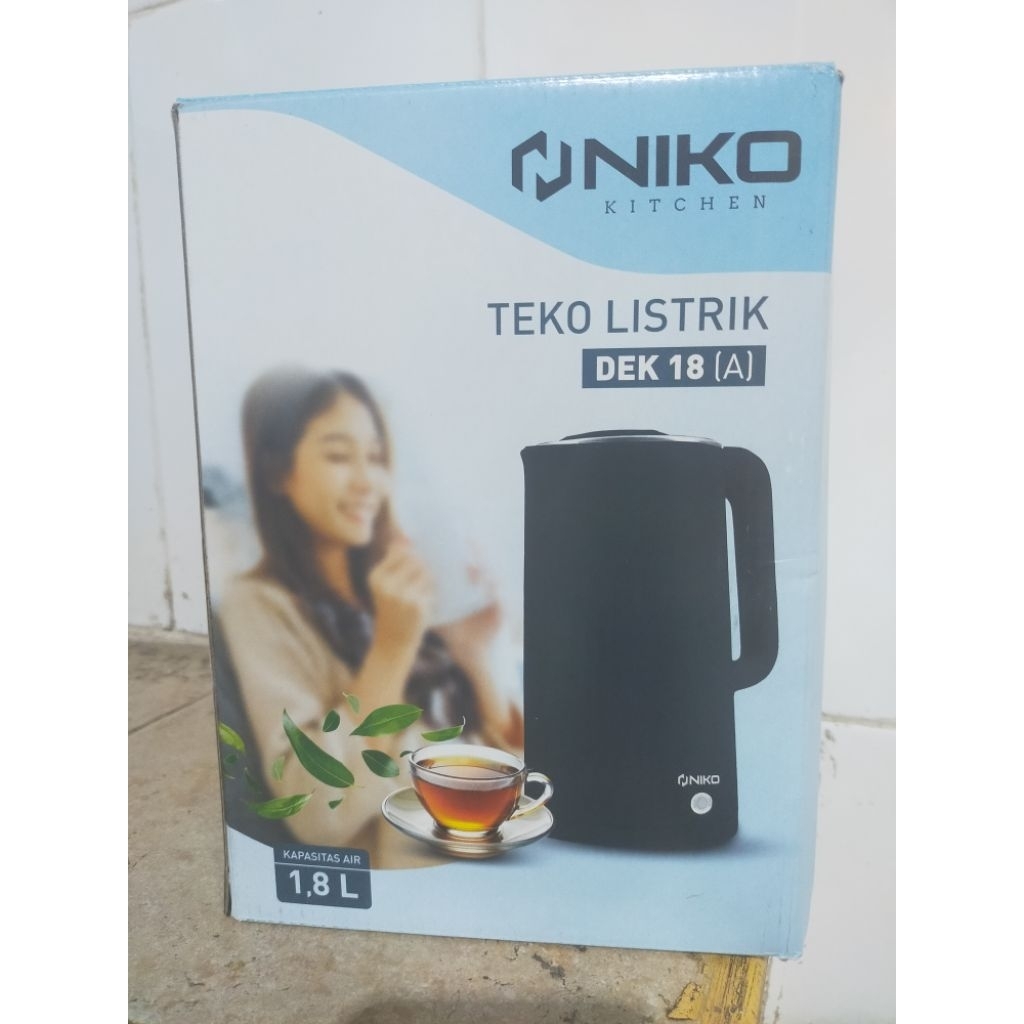 Niko Teko Listrik Dento DEK 18(A) Kapasitas 1.8L Stainless Steel