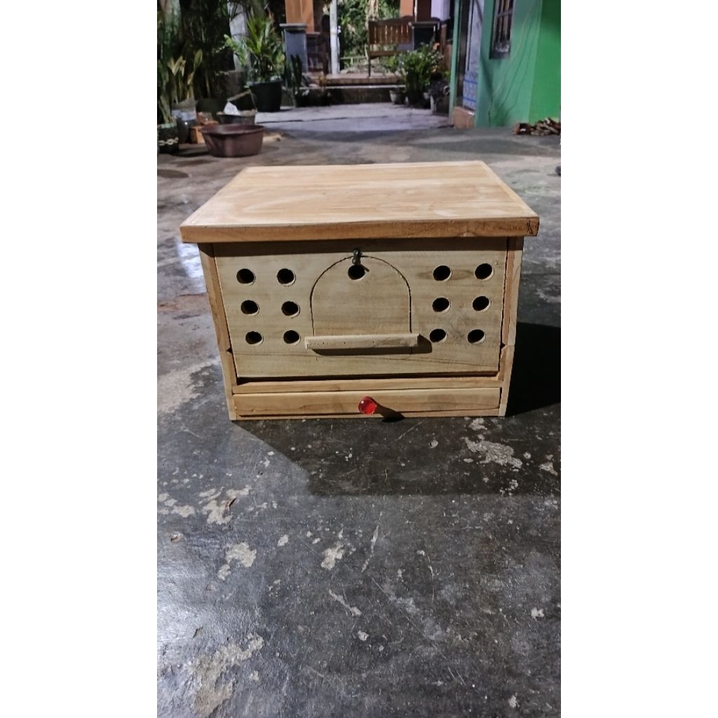 gupon lipat bahan jati